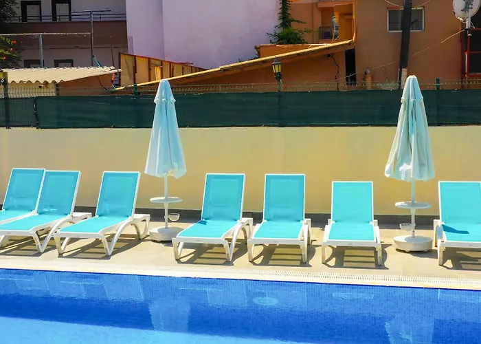 Sea Bird Beach Otel 4*